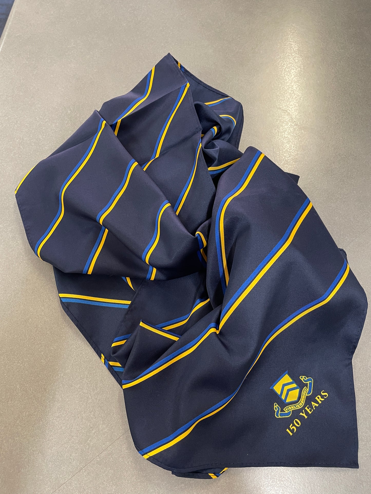 Ladies' scarf